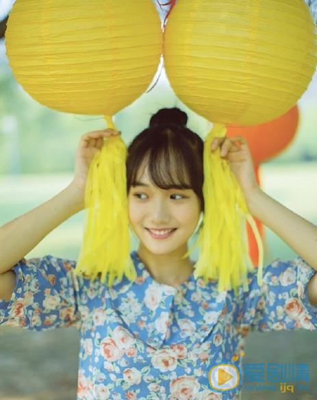 李彦漫灯笼写真 李彦漫高清写真_李彦漫高清剧照