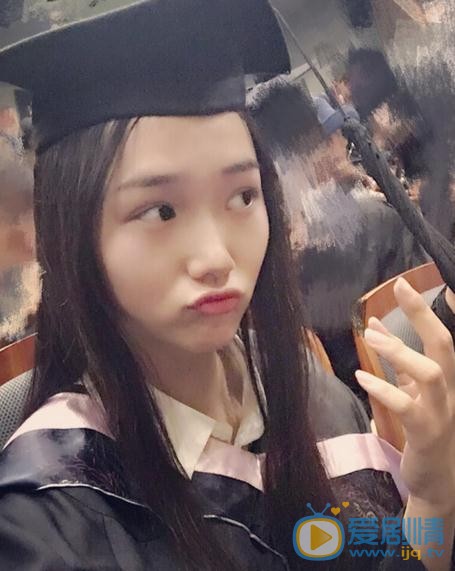 李彦漫毕业照 李彦漫高清写真_李彦漫高清剧照