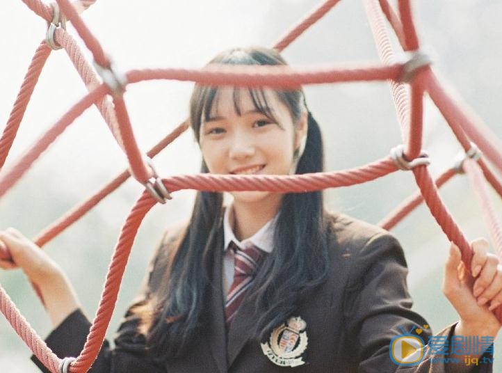 李彦漫制服写真 李彦漫高清写真_李彦漫高清剧照