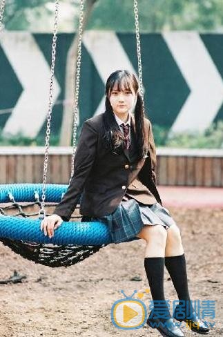 李彦漫制服写真 李彦漫高清写真_李彦漫高清剧照