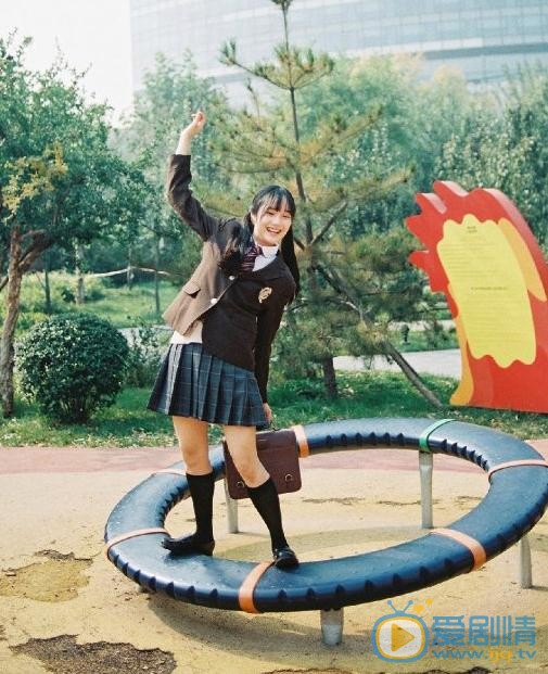 李彦漫制服写真 李彦漫高清写真_李彦漫高清剧照
