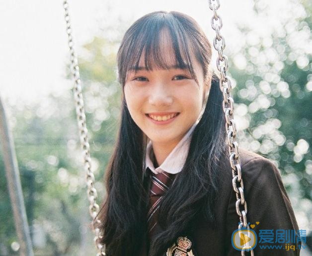 李彦漫制服写真 李彦漫高清写真_李彦漫高清剧照