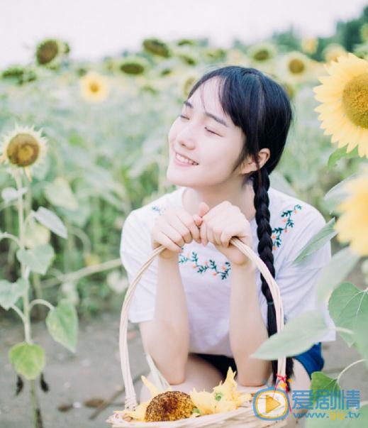 李彦漫向日葵写真 李彦漫高清写真_李彦漫高清剧照