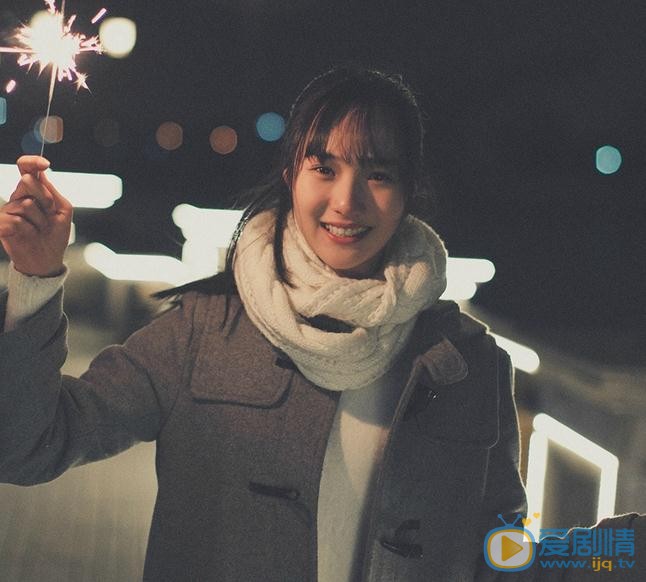 李彦漫烟花写真 李彦漫高清写真_李彦漫高清剧照