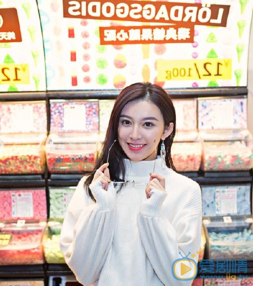 张琳艺时尚街拍 张琳艺高清写真_张琳艺高清剧照