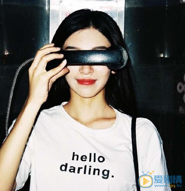 张琳艺夜色街拍 张琳艺高清写真_张琳艺高清剧照