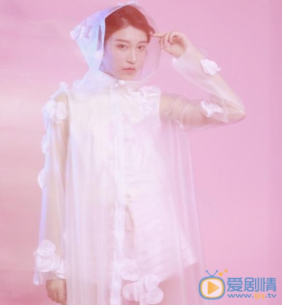 张琳艺白色写真 张琳艺高清写真_张琳艺高清剧照
