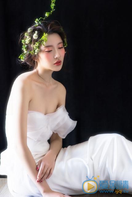 张琳艺白色写真 张琳艺高清写真_张琳艺高清剧照