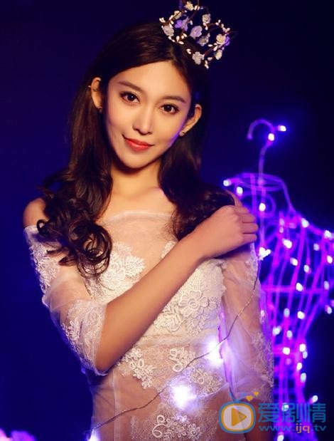 张琳艺白色写真 张琳艺高清写真_张琳艺高清剧照