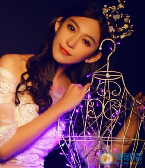 张琳艺白色写真 张琳艺高清写真_张琳艺高清剧照