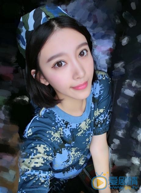 张琳艺军训照 张琳艺高清写真_张琳艺高清剧照