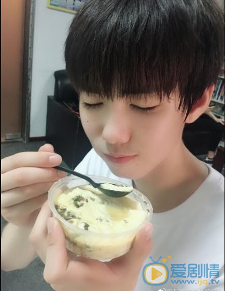 陈玺达生活照写真 陈玺达高清写真_陈玺达高清剧照