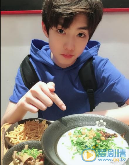 陈玺达自拍写真 陈玺达高清写真_陈玺达高清剧照