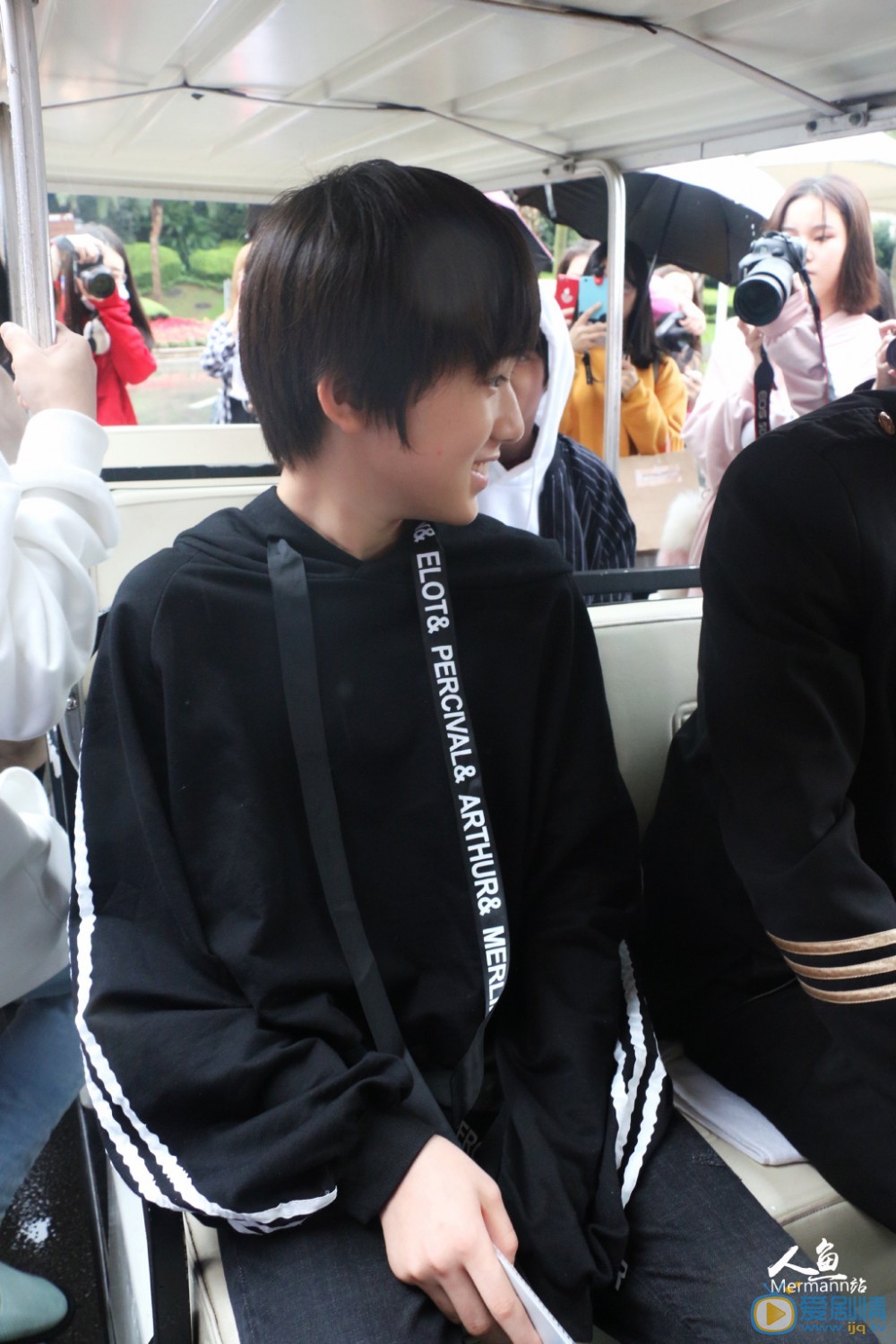 宋亚轩参加活动写真 宋亚轩高清写真_宋亚轩高清剧照