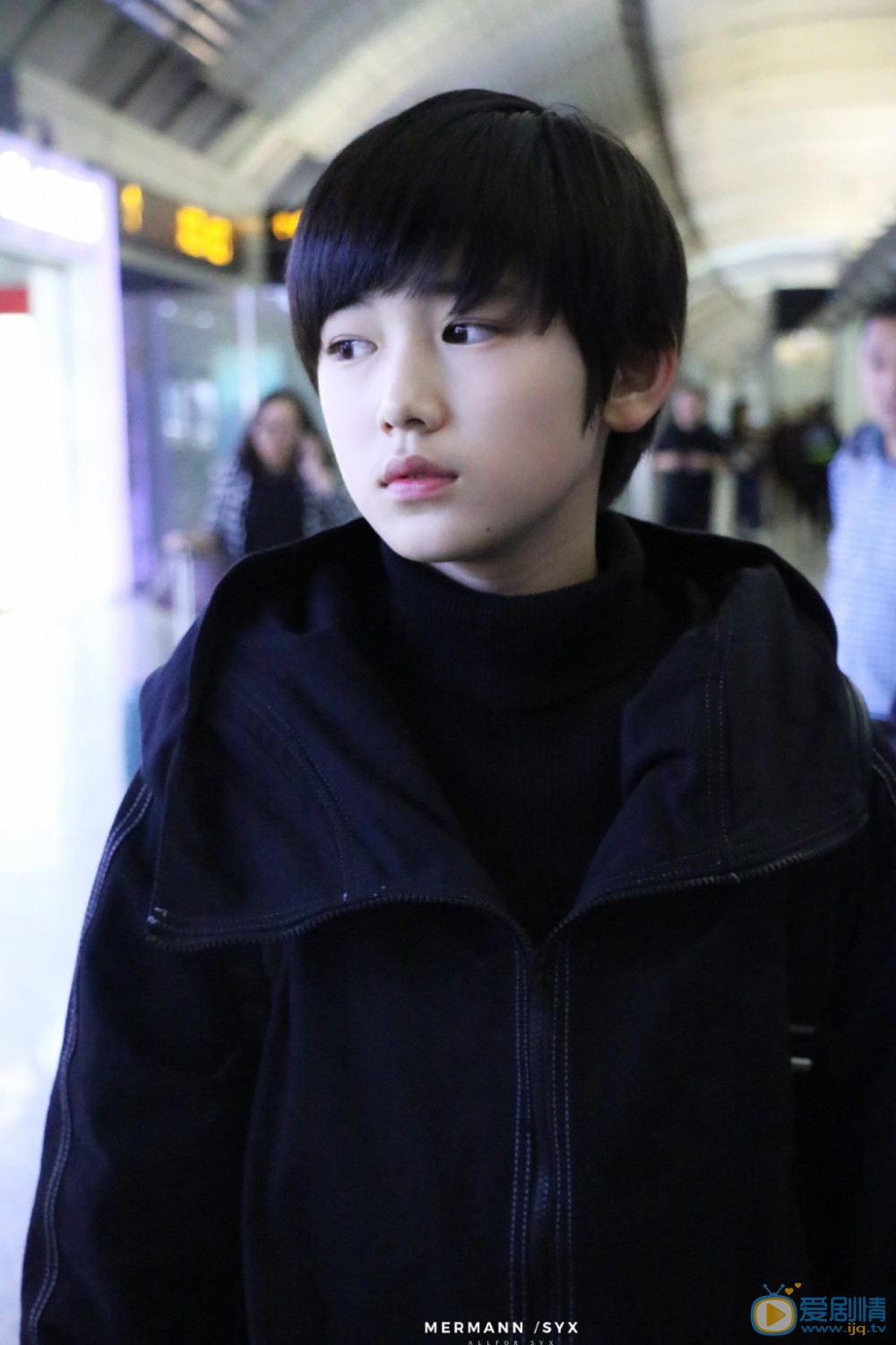 宋亚轩街拍照写真 宋亚轩高清写真_宋亚轩高清剧照