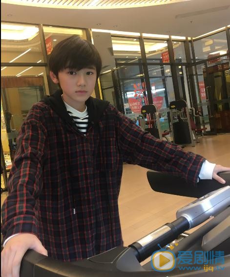 宋亚轩生活照写真 宋亚轩高清写真_宋亚轩高清剧照