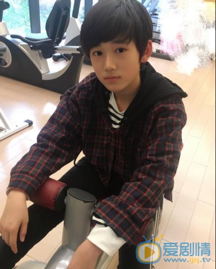 宋亚轩参加活动写真 宋亚轩高清写真_宋亚轩高清剧照