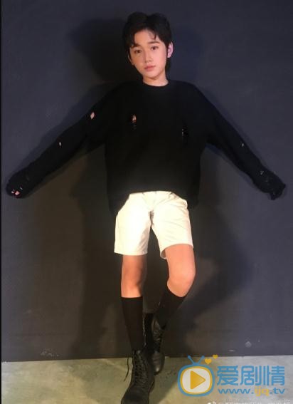 宋亚轩参加活动写真 宋亚轩高清写真_宋亚轩高清剧照