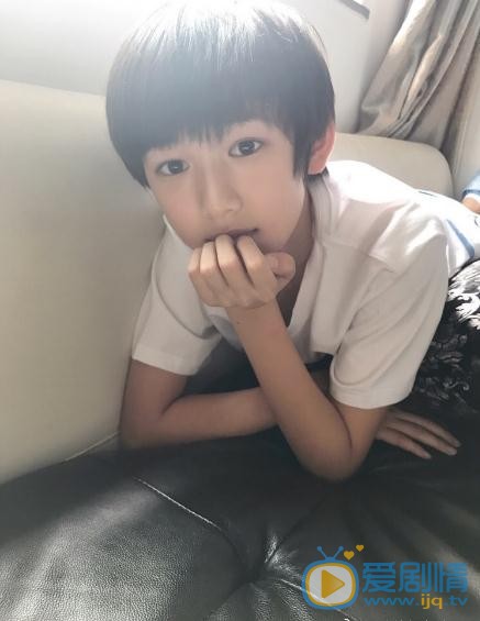 宋亚轩参加活动写真 宋亚轩高清写真_宋亚轩高清剧照