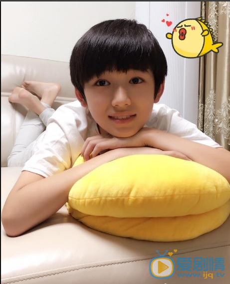 宋亚轩参加活动写真 宋亚轩高清写真_宋亚轩高清剧照