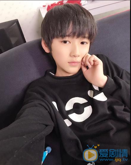 宋亚轩杂志写真 宋亚轩高清写真_宋亚轩高清剧照