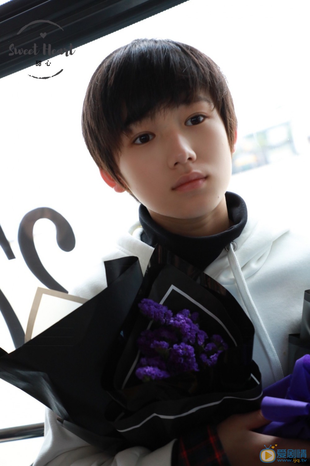 宋亚轩校园写真 宋亚轩高清写真_宋亚轩高清剧照