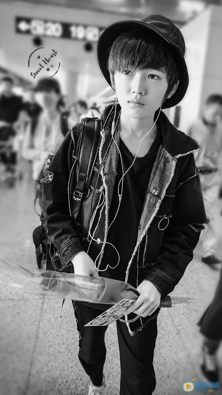 宋亚轩微博配图写真 宋亚轩高清写真_宋亚轩高清剧照