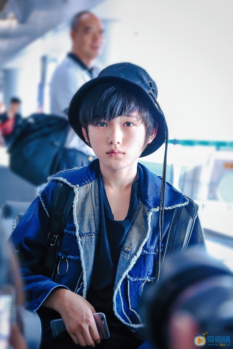 宋亚轩参加活动写真 宋亚轩高清写真_宋亚轩高清剧照