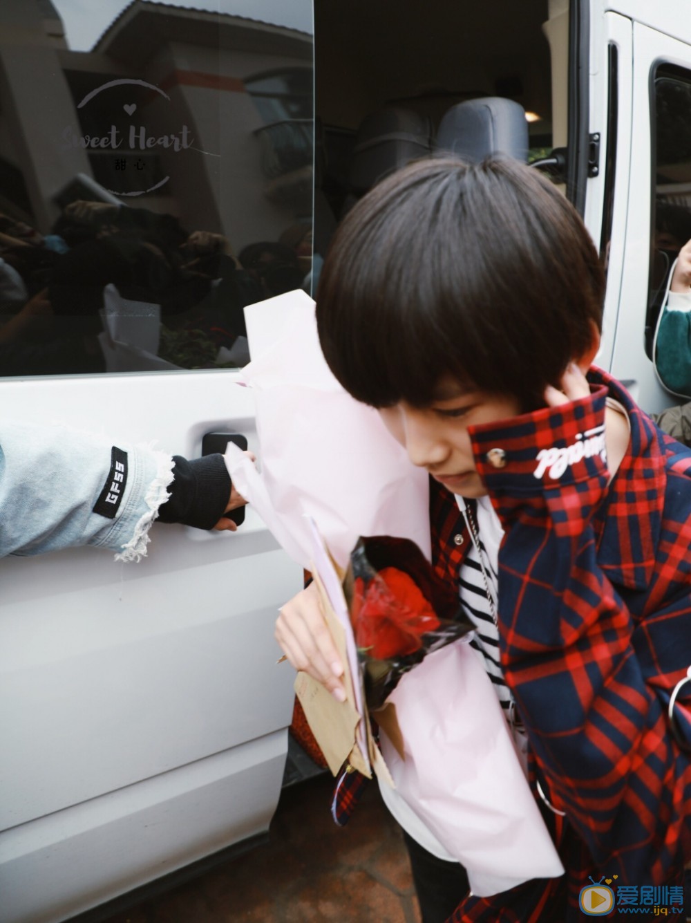 宋亚轩帅气写真 宋亚轩高清写真_宋亚轩高清剧照