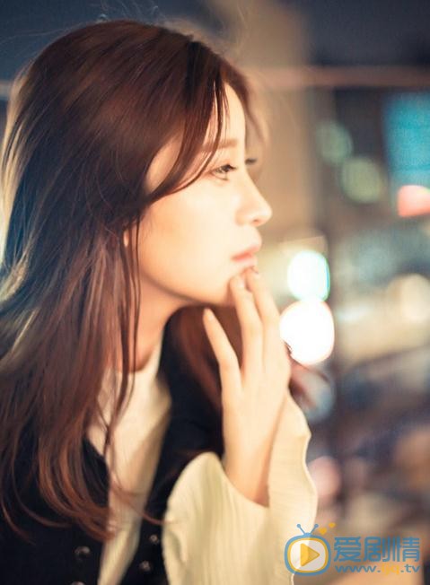 陈臻熟女写真 陈臻高清写真_陈臻高清剧照