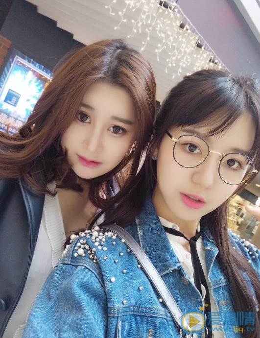 陈臻与人合照 陈臻高清写真_陈臻高清剧照