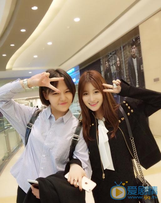 陈臻与人合照 陈臻高清写真_陈臻高清剧照