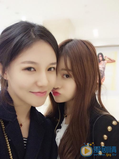 陈臻与人合照 陈臻高清写真_陈臻高清剧照