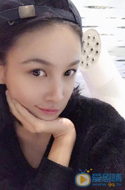 张蓝心生活照 张蓝心高清写真_张蓝心高清剧照