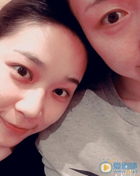 杨旸与人合照 杨旸高清写真_杨旸高清剧照