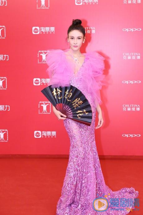 张蓝心《枪炮腰花》宣传照 张蓝心高清写真_张蓝心高清剧照