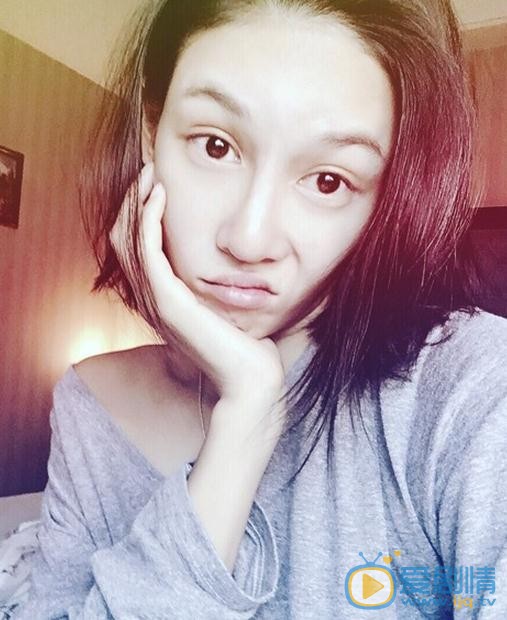 张蓝心生活照 张蓝心高清写真_张蓝心高清剧照
