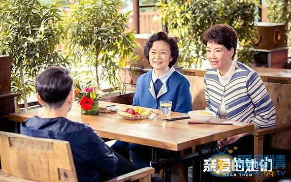 亲爱的她们石慧贞离婚了吗？石慧贞为什么要离婚？