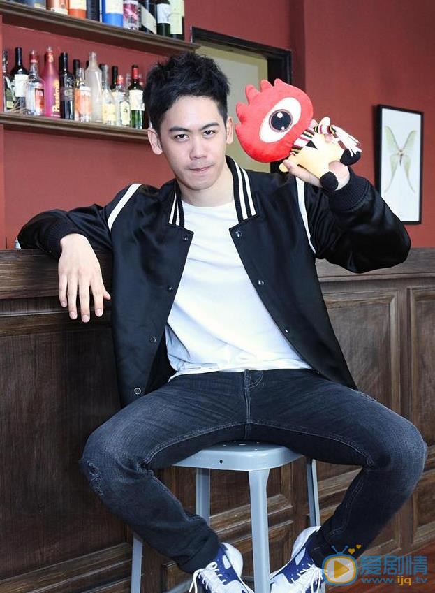 李淳活动照 李淳高清写真_李淳高清剧照