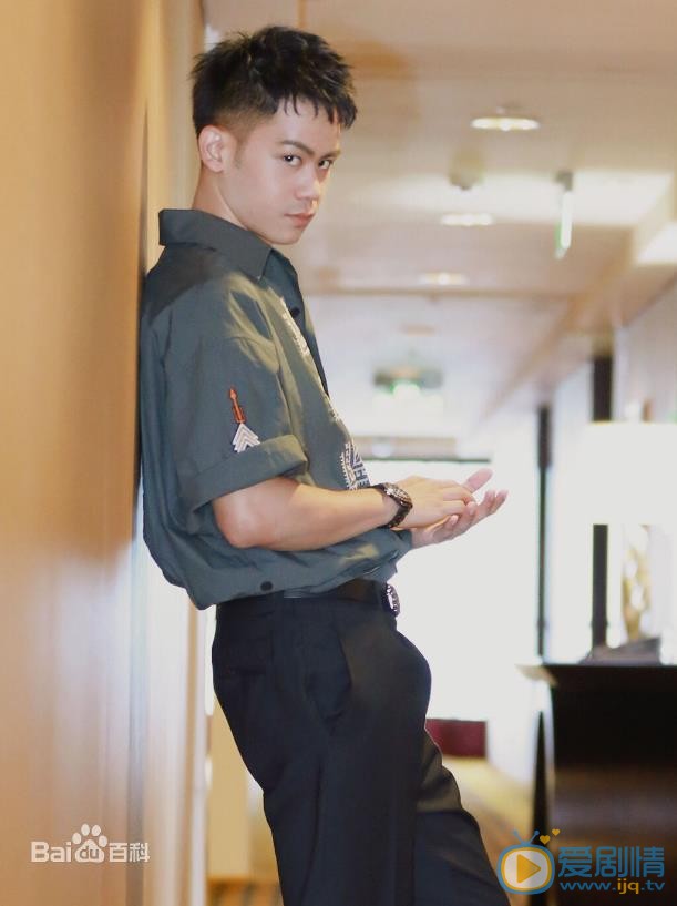 李淳帅气写真 李淳高清写真_李淳高清剧照