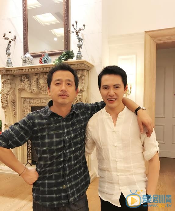 张仁博明星合照 张仁博高清写真_张仁博高清剧照