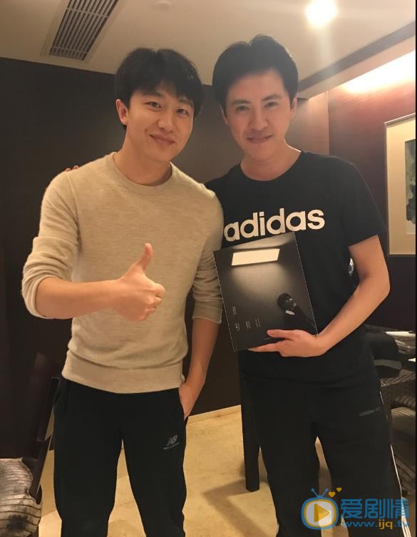 张仁博明星合照 张仁博高清写真_张仁博高清剧照
