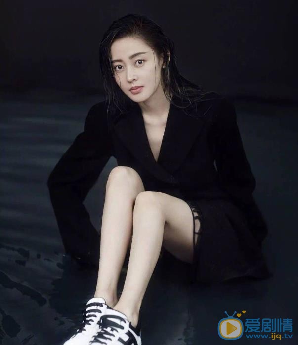 鸿雁在水鱼在云剧照