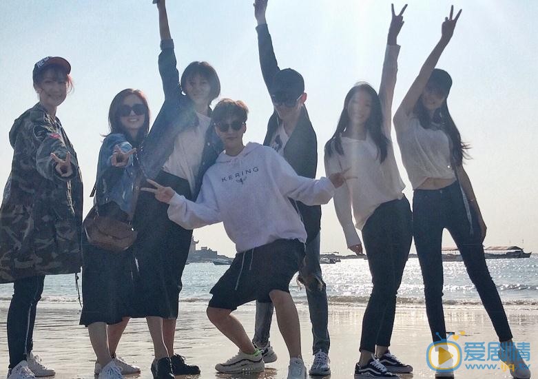 赵儒嫣与人合照 赵儒嫣高清写真_赵儒嫣高清剧照
