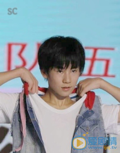 张真源音乐写真 张真源高清写真_张真源高清剧照