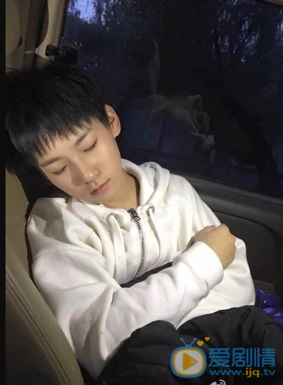 张真源生活照写真 张真源高清写真_张真源高清剧照