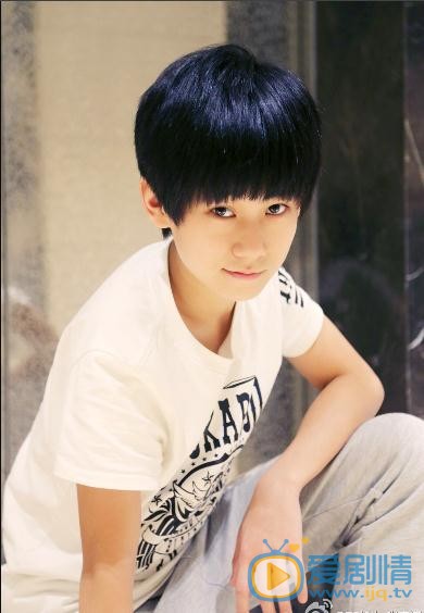 张真源白衣少年写真 张真源高清写真_张真源高清剧照