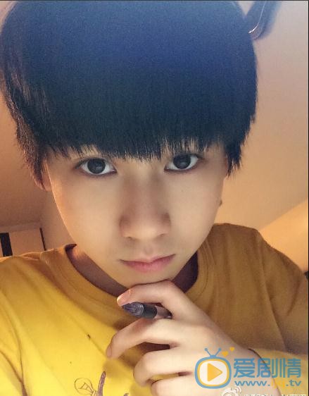 张真源生活照写真 张真源高清写真_张真源高清剧照