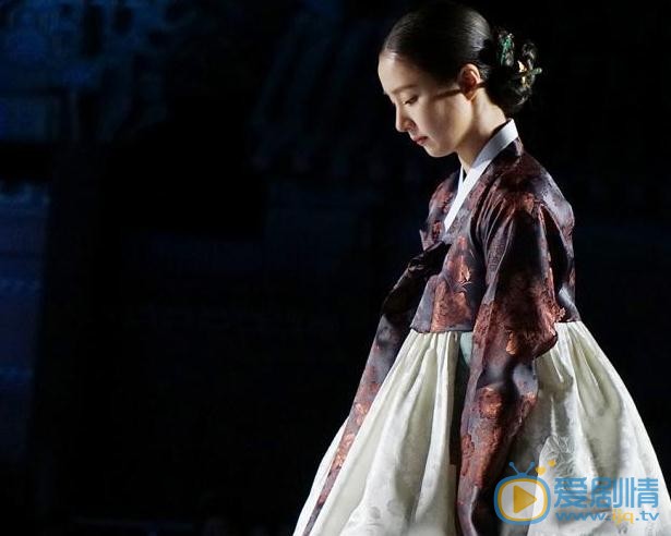 申世景韩服照 申世景高清写真_申世景高清剧照