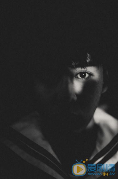 王加一制服写真 王加一高清写真_王加一高清剧照
